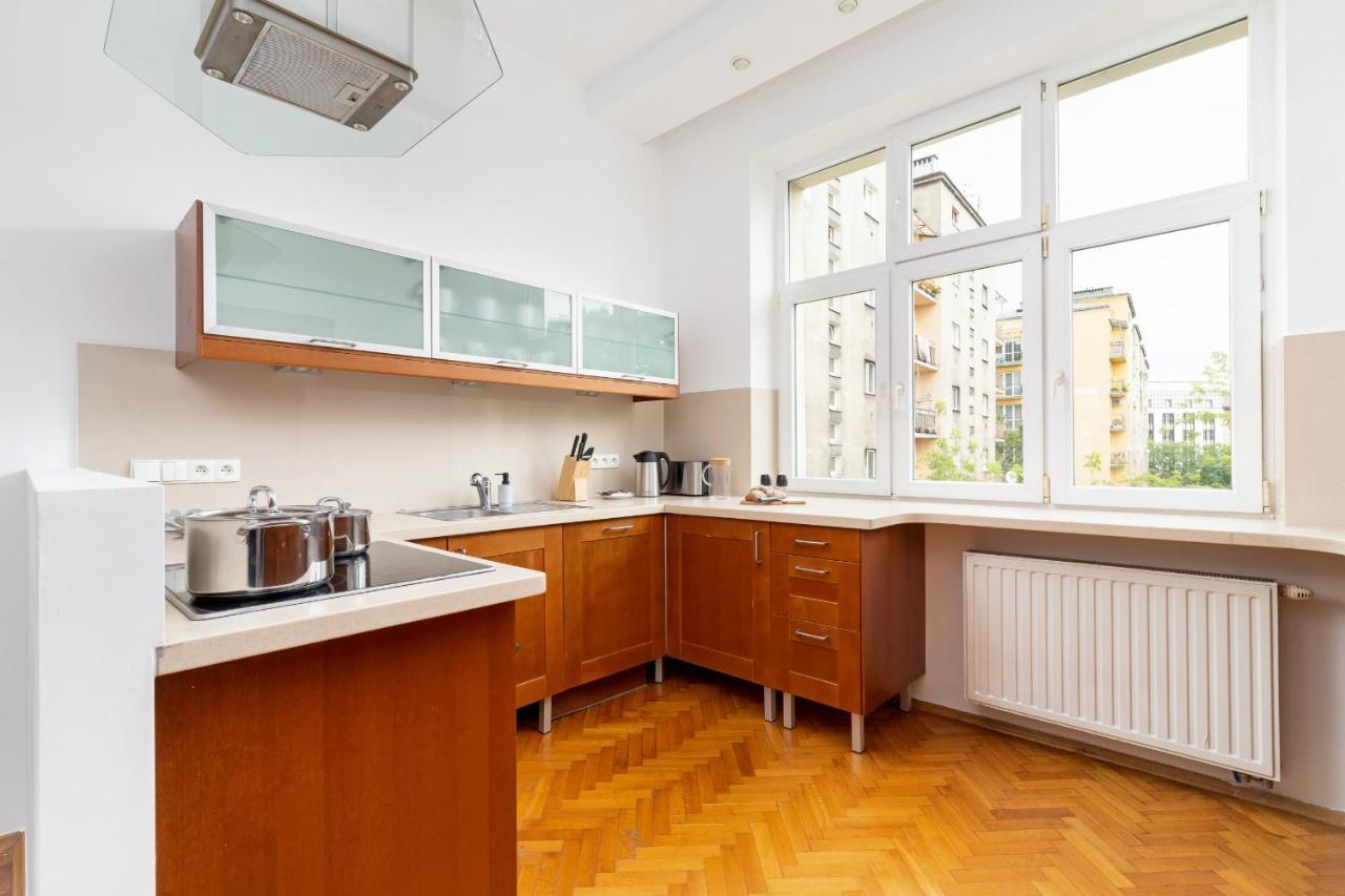 Slowacki Avenue Family Apartments Cracow By Noclegi Renters Krakow Exterior photo